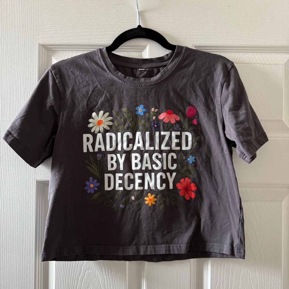 Radicalized crop tee, Fancyytee shirt size small